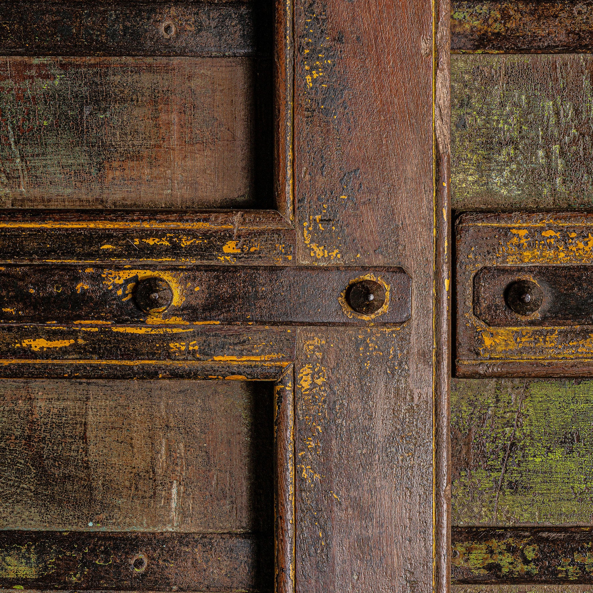 SAMIA DOOR